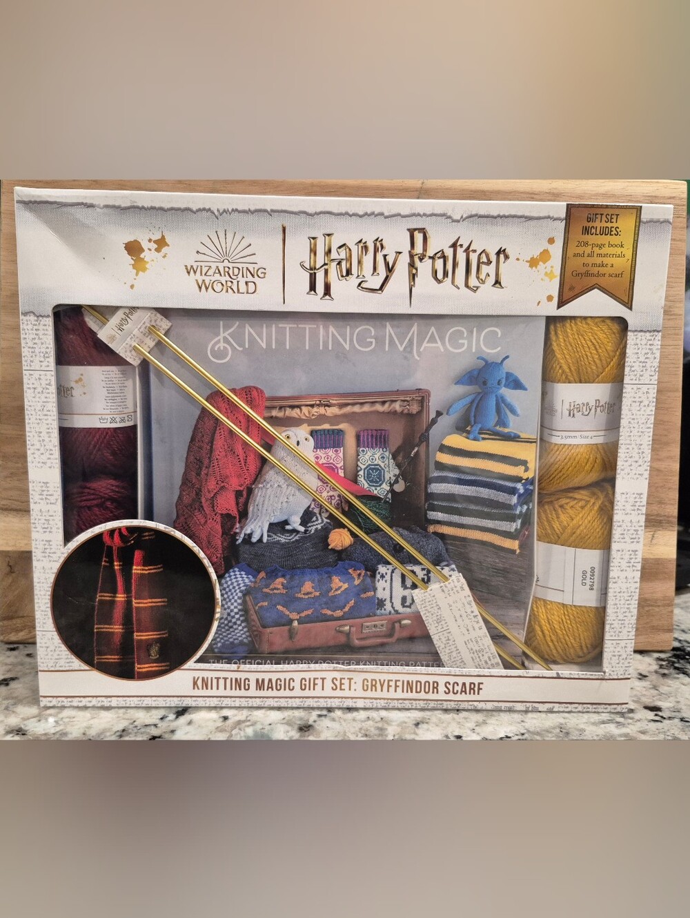 Warner Bros. Knitting Magic Gryffindor Scarf Gift Set - Red and Gold